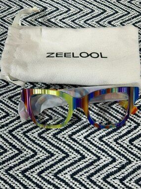 Zeelool Rainbow Striped Oversized Eyeglass Frames With Soft Storage Pouch Vibran